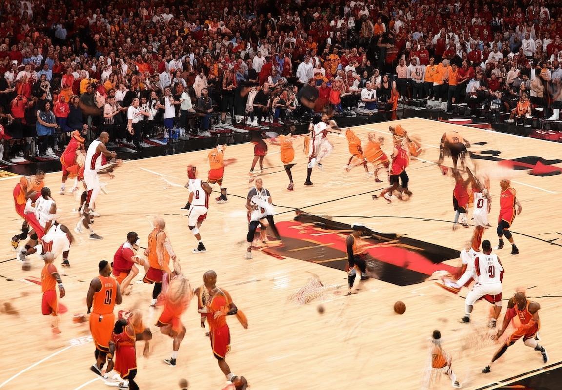 2018NBA火箭对热火巅峰对决：战术解析与胜利之路(图1)